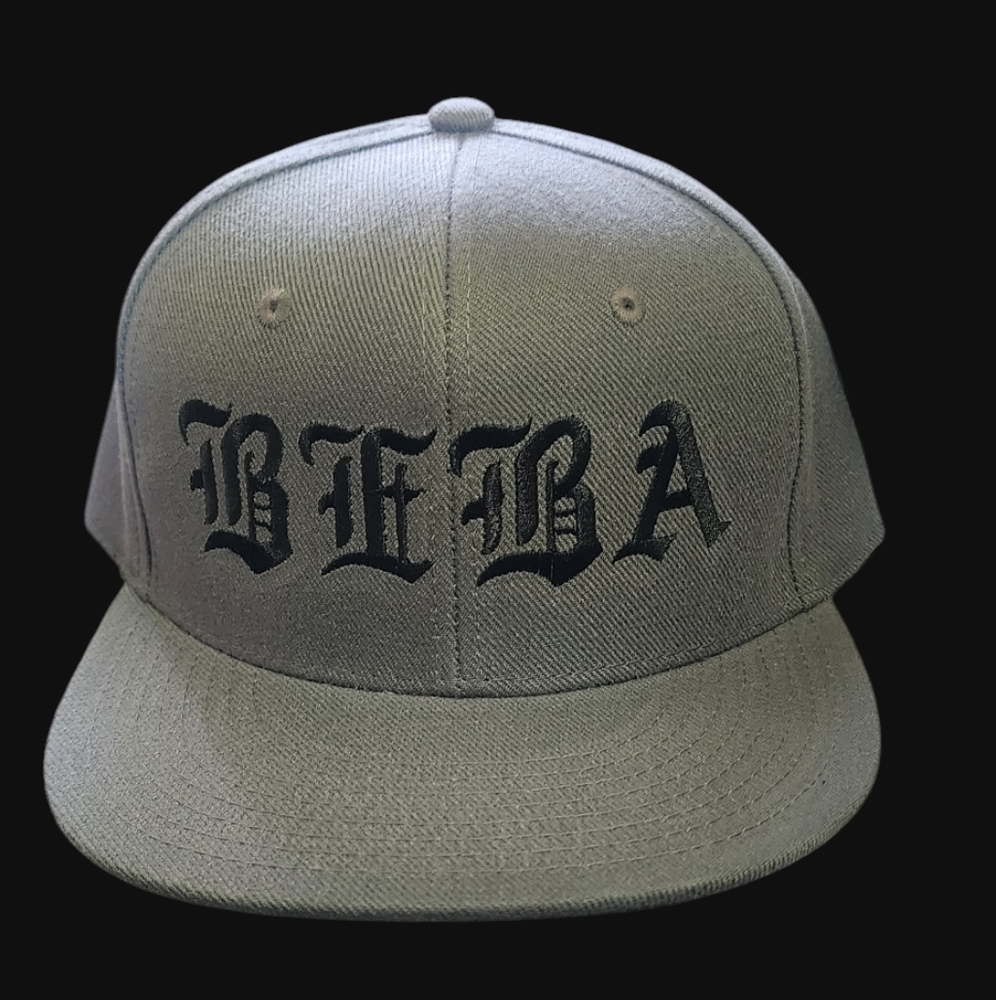 Grey fitted unisex hat